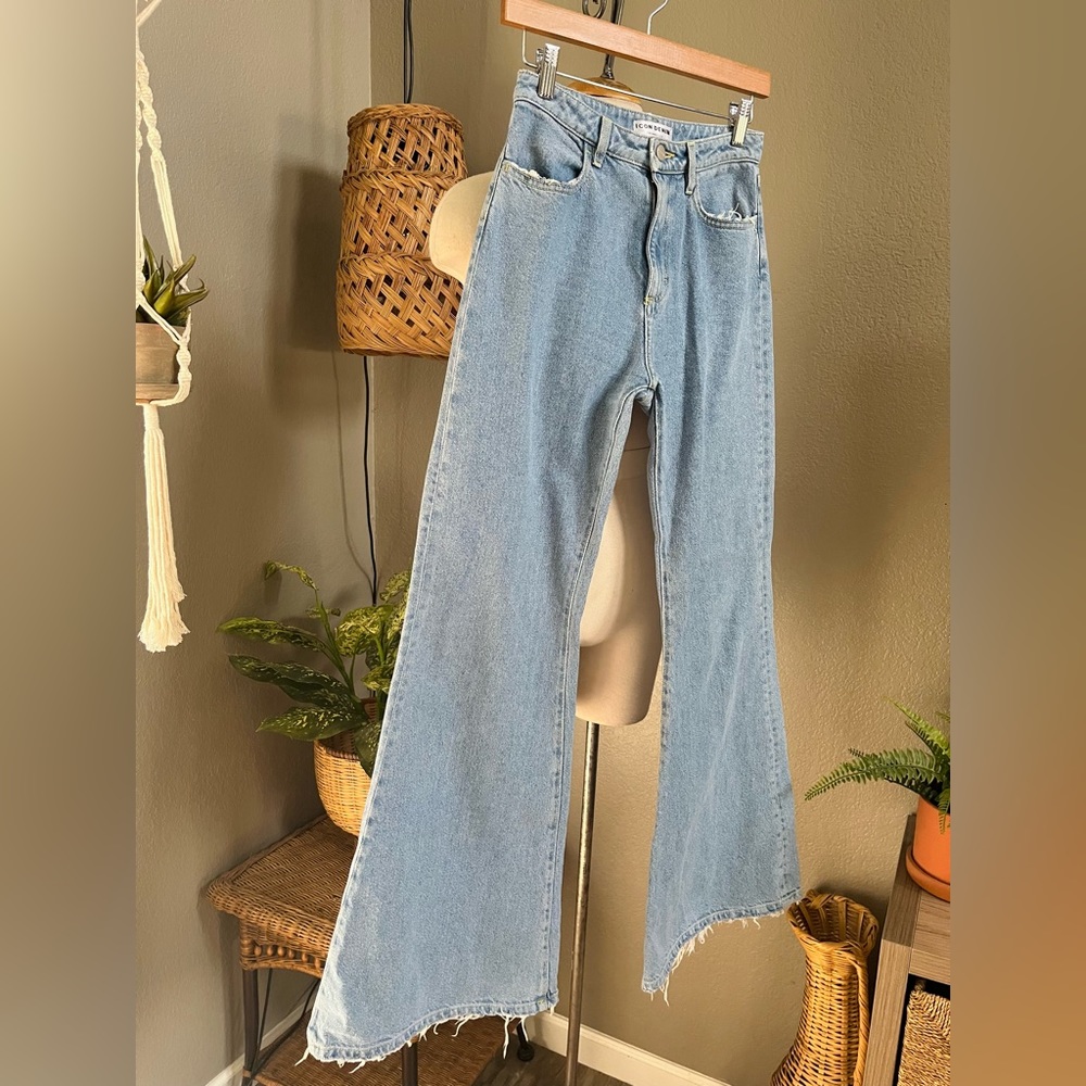 Light Blue Flared Women Jeans - Picture 5 of 11